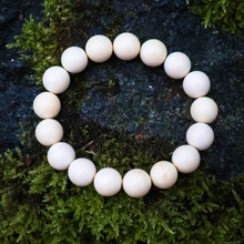 Load image into Gallery viewer, Frankincense Bracelet - White